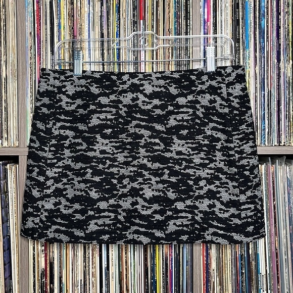 Sezane Dresses & Skirts - NWOT Sézane Textured Micro Mini Skirt Size 38